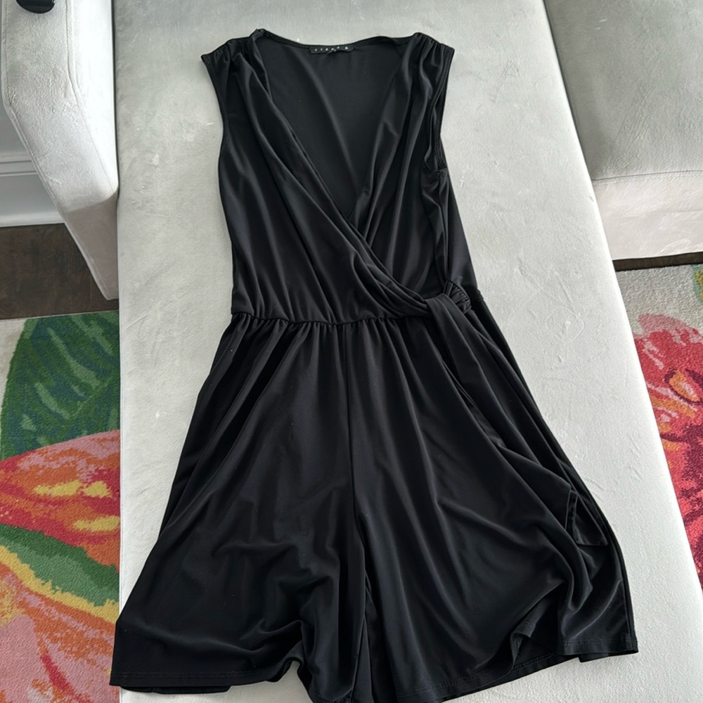 Black Skort